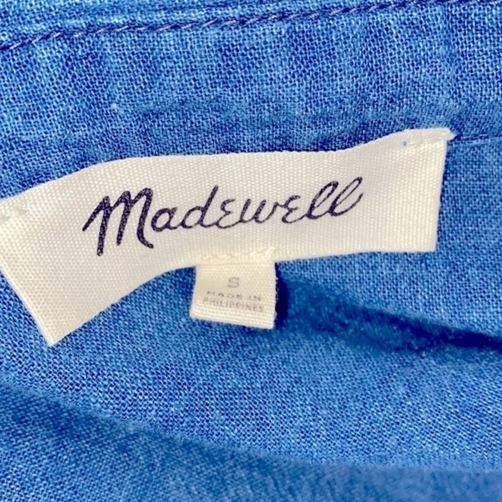 Madewell blue chambray top size small linen blend